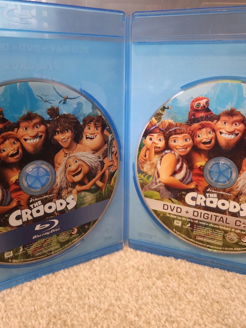 The Croods Blue-Ray + DVD + Digital HD - Used - Picture 3 of 3